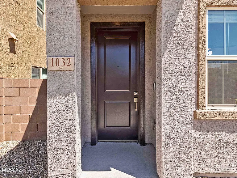 1032 E Descent St — Photo 25