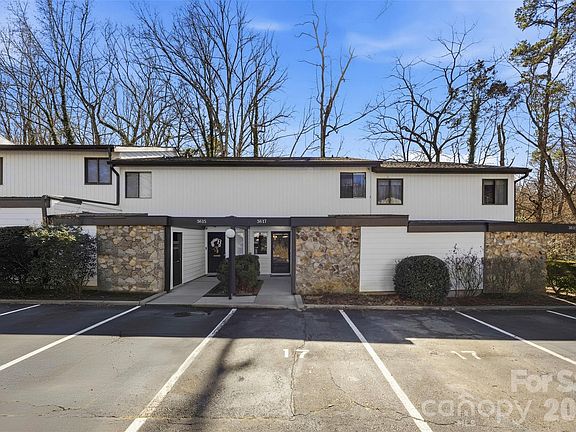3rd image of 3617 Maple Glen Ln