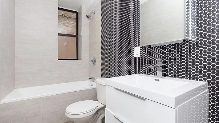 Rented by Nooklyn NYC LLC | media 6