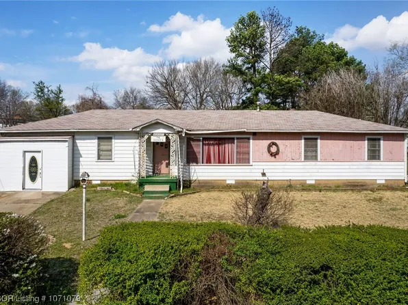 48 W Gary St, Greenwood, AR 72936