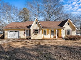118 Coachman Dr, Anderson, SC 29625