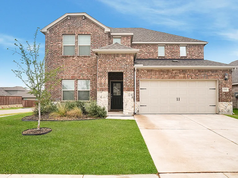2232 Sun Star Dr — Photo 2
