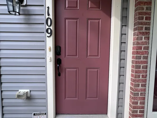 109 Saginaw Dr, Stafford, VA 22556