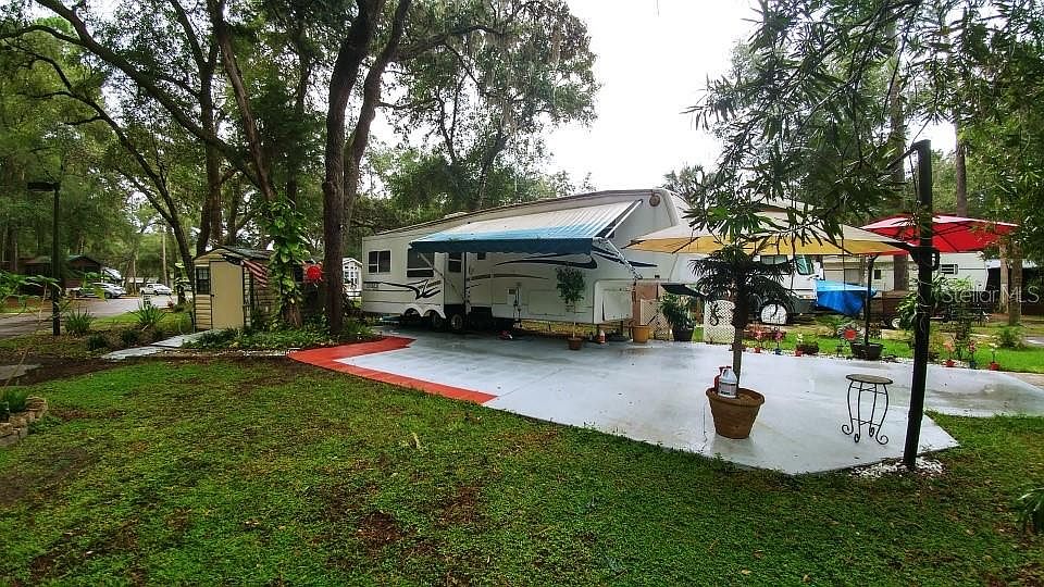 2nd image of 25338 NE 141st St