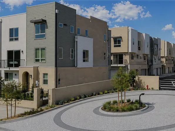 9425 N Sepulveda Blvd Unit 5, North Hills, CA 91343
