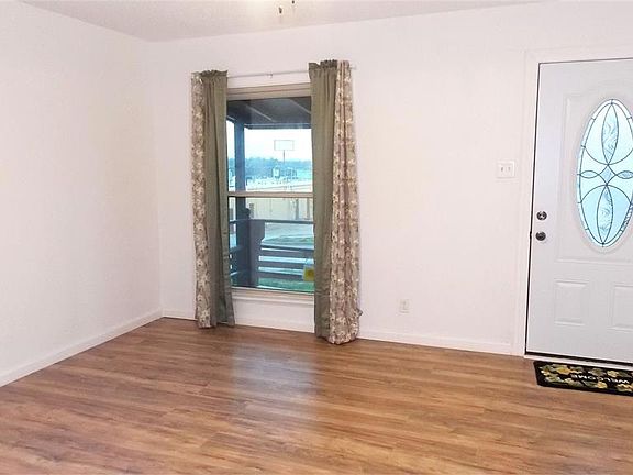 3rd image of 4301 Wayside Ave