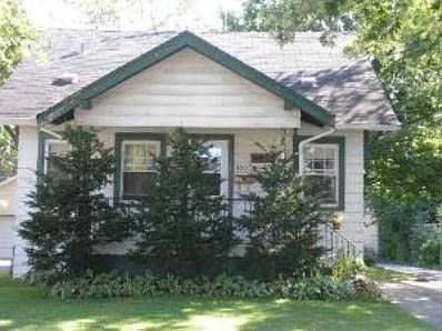 3rd image of 1013 N Poplar St