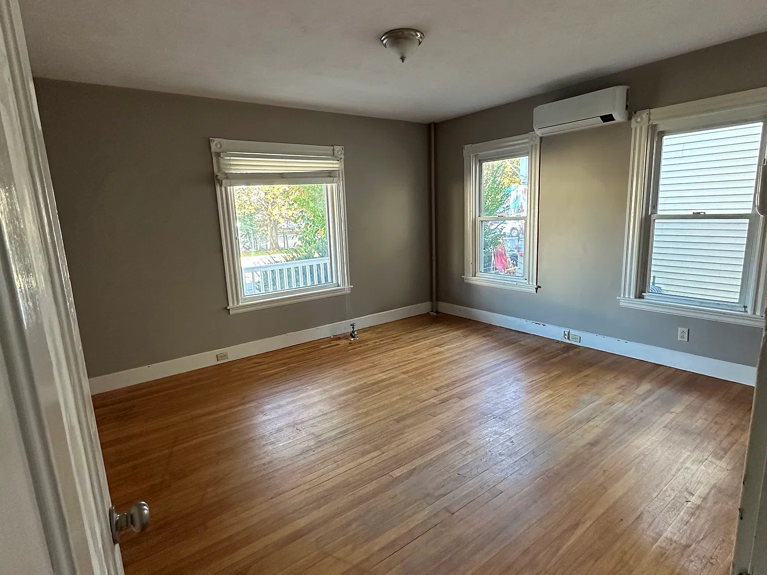 3 bed, $1,800 — Photo 3