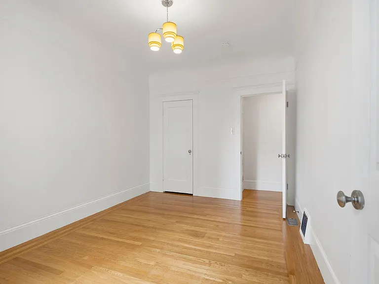 75 Lafayette St #1 — Photo 27