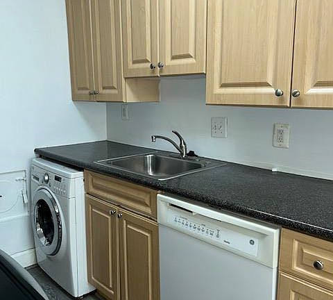 4th image of 1005 Chillum Rd APT 110
