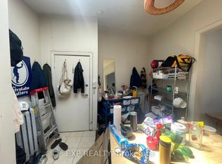 2879 Dundas St W, Toronto, ON M6P 1Y9