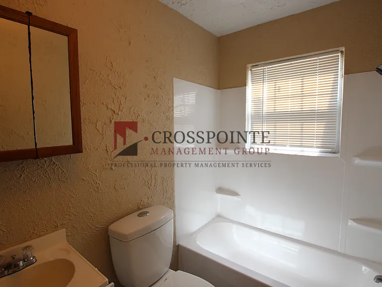 1010 S Bennett Ave #C — Photo 10