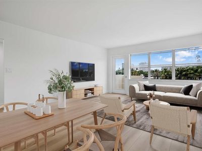 401 Golden Isles Dr #207, Hallandale, FL, 33009