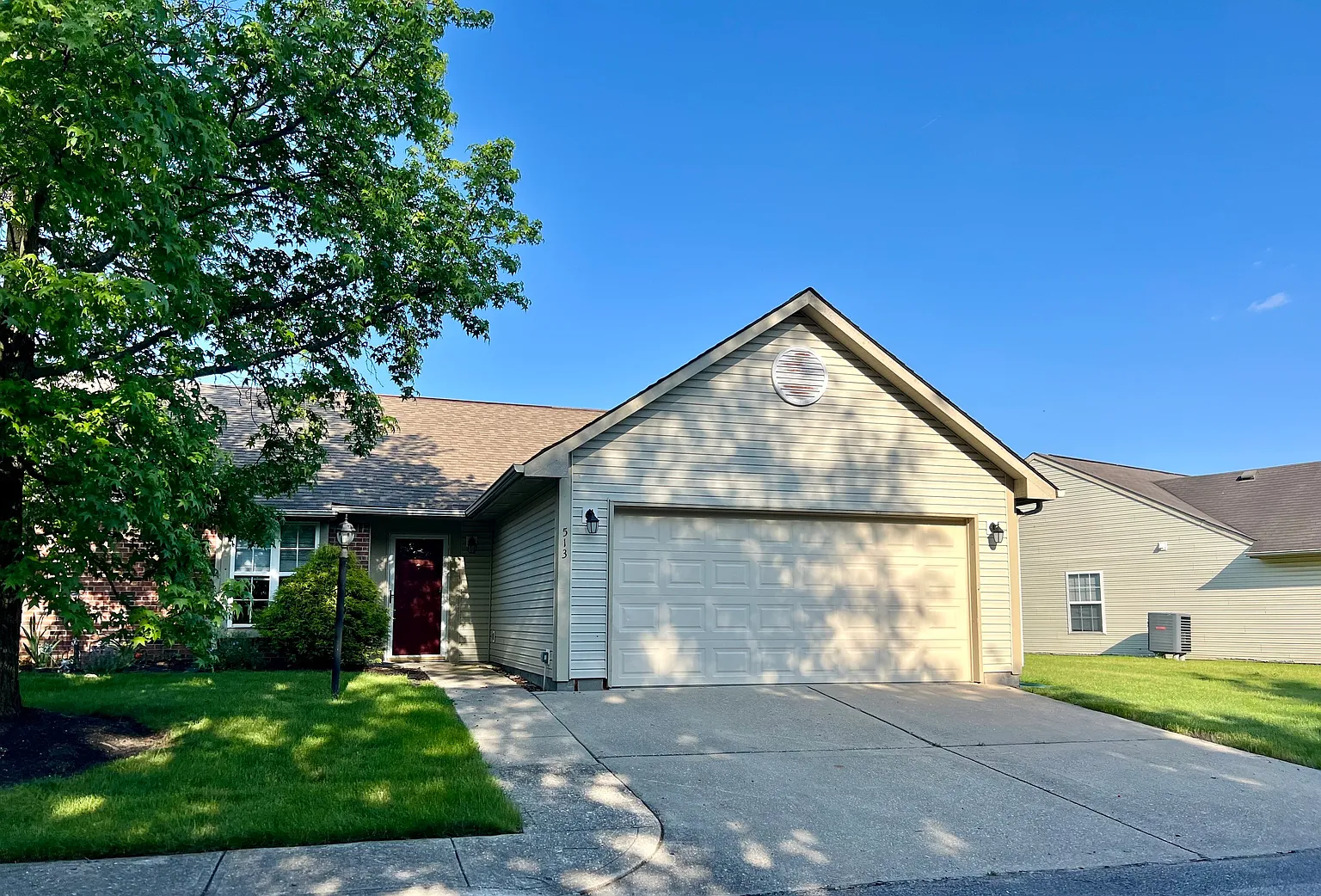 513 Woodberry Dr photo 1