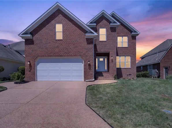 24 Brough Ln, Hampton, VA 23669