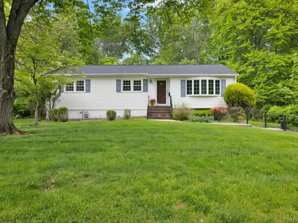 16 Oak Road, New City, NY 10956