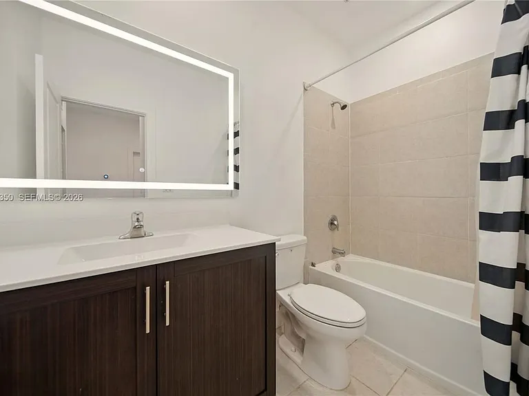 10269 SW 231st Ln — Photo 11