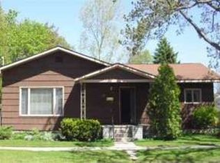 348 5th Ave, Manistee, MI 49660