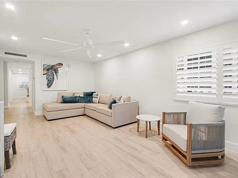 25870 Hickory Blvd #101 — Photo 34