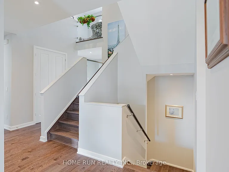 451 Longworth Ave — Photo 23