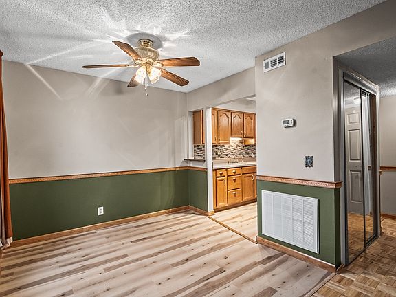 3rd image of 323 Forest Park Rd #7-4