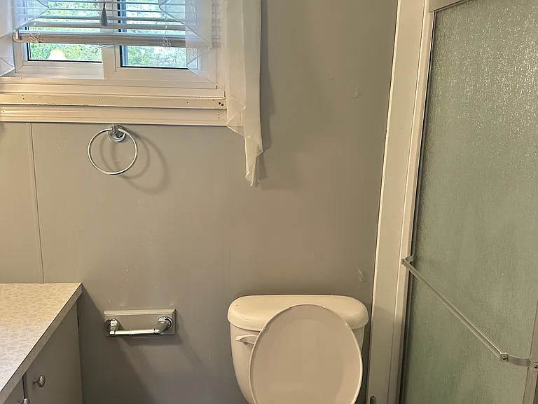 2631 Tatham Rd — Photo 7