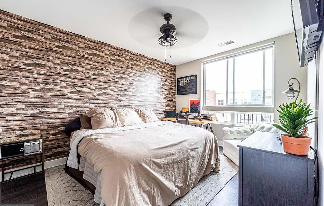 1 bed, 764 sqft, $2,450 — Photo 2