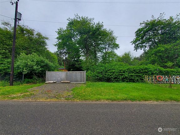 4th image of 12 woodland Drive