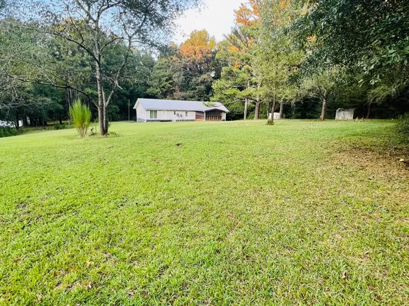 106 Kathy Ln, Griffin, GA 30224