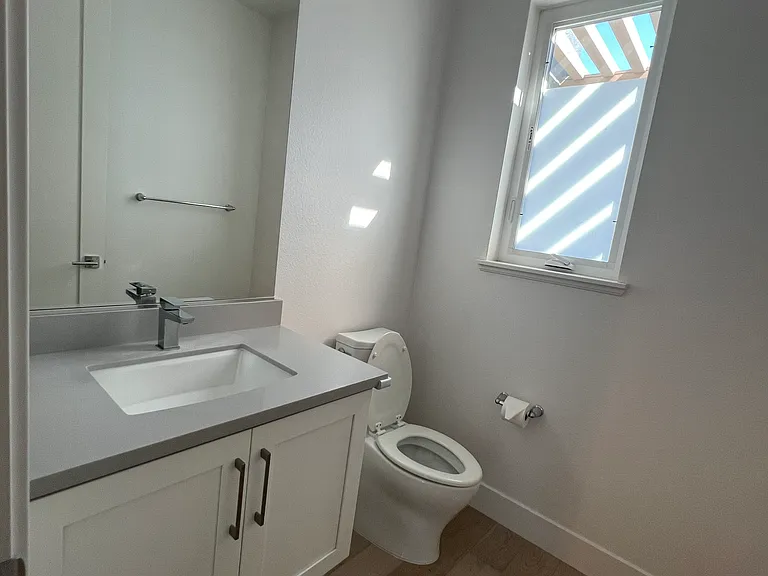 220 Argonaut Ln — Photo 21