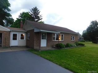 10209 Broadway Rd, Gowanda, NY 14070