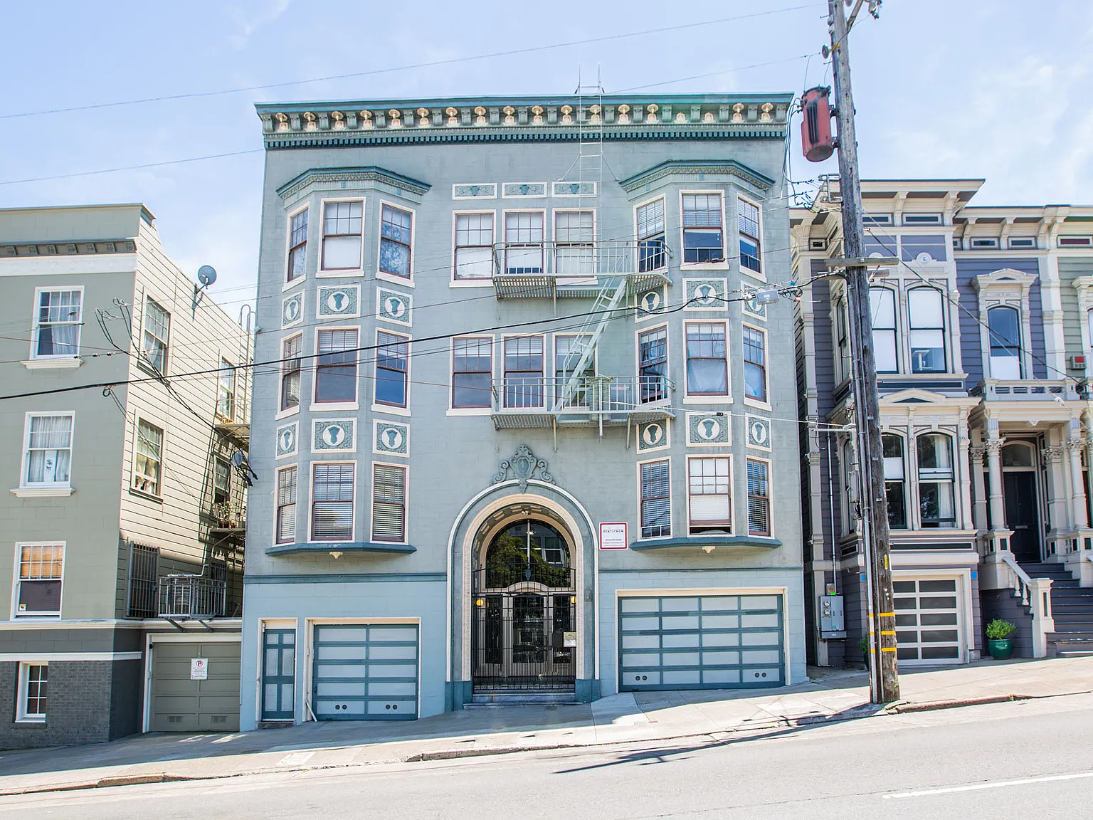 1725 Turk — Photo 3
