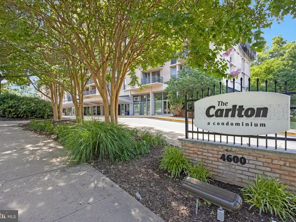 4600 S Four Mile Run Dr APT 302, Arlington, VA 22204