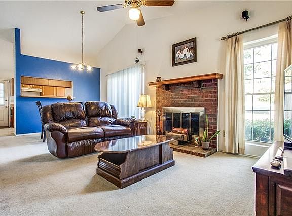 5th image of 930 Binbrook Dr