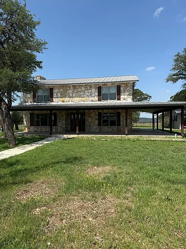 517 FM 473 Photo 1