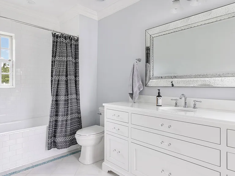 34 Jermain Ave — Photo 21