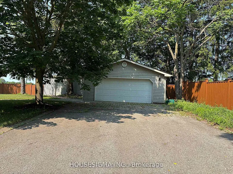 12020 Woodbine Ave — Photo 26