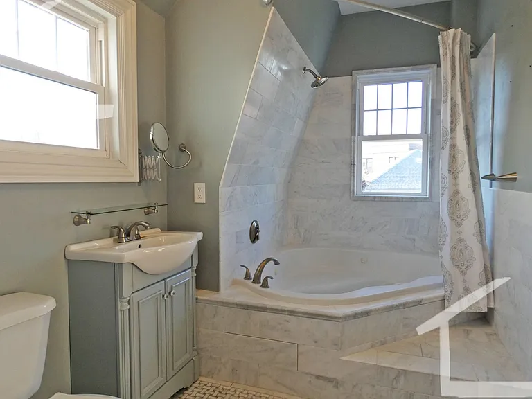 108 Walnut St #1A — Photo 11