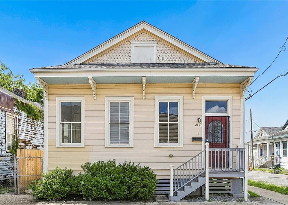 1st image of 2430 Clara St