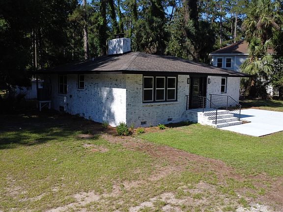 3rd image of 38 Vinel Ln