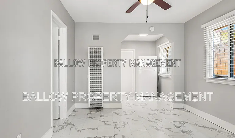 2141 E 16th St — Photo 5