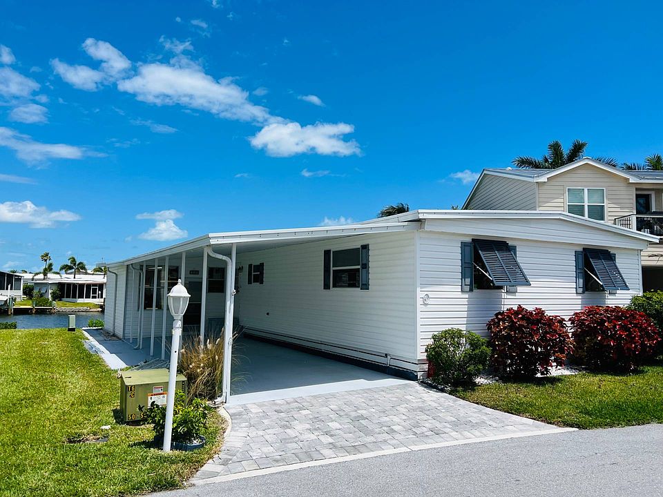 1st image of 30 S Harbor Dr