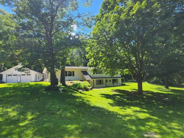 3891 Eaken Ave SE, Delano, MN 55328