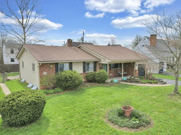 3181 Angela Dr, Grove City, OH 43123