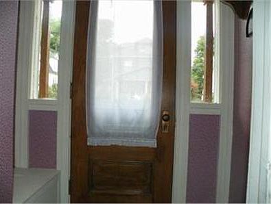 2nd image of 434 Stowe St