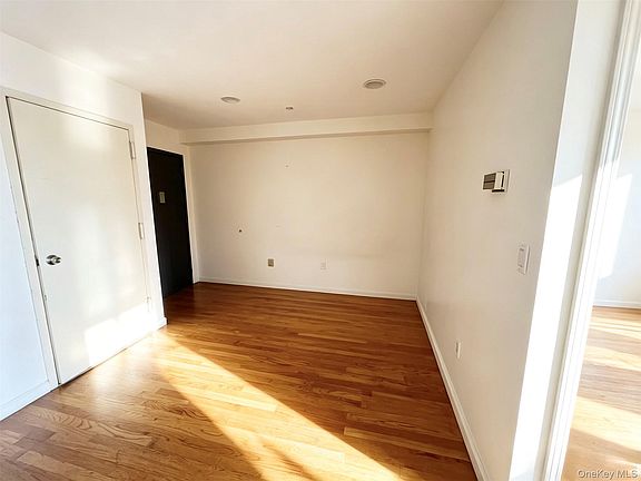 5th image of 14105 Cherry Avenue #5F