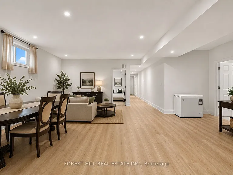 645 Coldstream Ave #BASEMENT — Photo 5