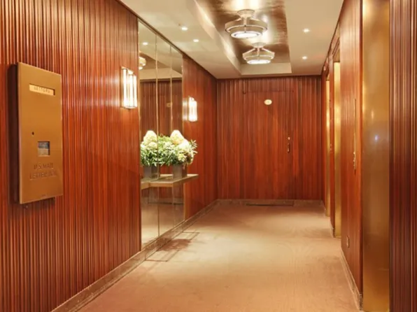 20 East 9th Street image 19 of 21