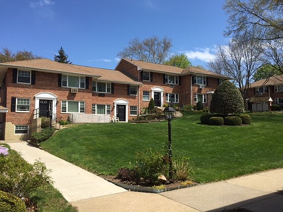 2nd image of Madison Park Gardens