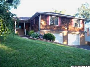 257 Chain O Hills Rd, Colonia, NJ 07067